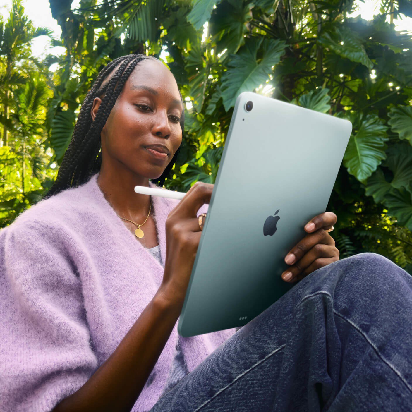 An image depicting Apple iPad Air M3 13 inch Buy Now